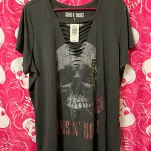 Torrid Guns N’ Roses shirt, Size 3